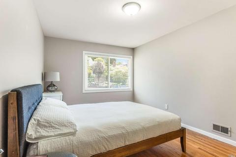121 El Verano St, Vallejo, CA 94590 photo 10
