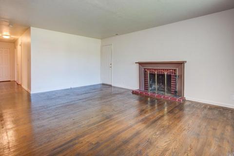 3727 Georgia St, Vallejo, CA 94591 photo 3