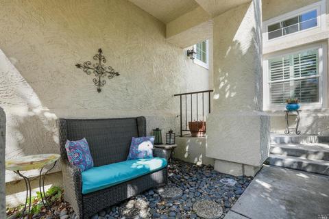 575 Bald Eagle Dr, Vacaville, CA 95688 photo 5