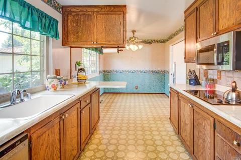 125 Skyway Dr, Vallejo, CA 94591 photo 13