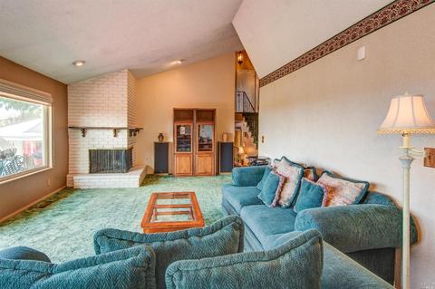 125 Skyway Dr, Vallejo, CA 94591 photo 9