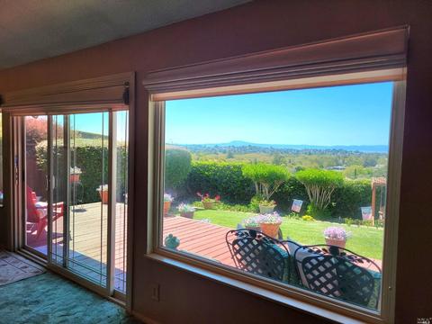 125 Skyway Dr, Vallejo, CA 94591 photo 6