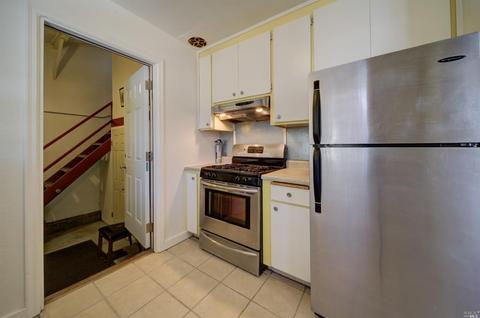 554 Russell St, Vallejo, CA 94591 photo 22