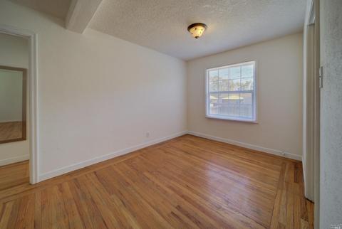 554 Russell St, Vallejo, CA 94591 photo 13