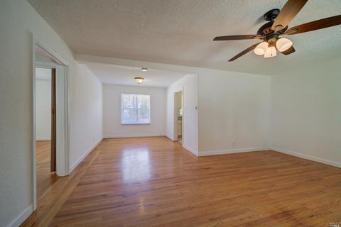 554 Russell St, Vallejo, CA 94591 photo 8