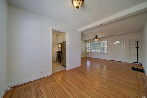 554 Russell St, Vallejo, CA 94591 photo 14