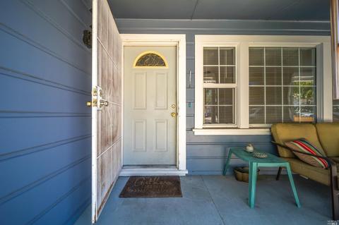 554 Russell St, Vallejo, CA 94591 photo 6