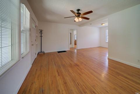 554 Russell St, Vallejo, CA 94591 photo 9