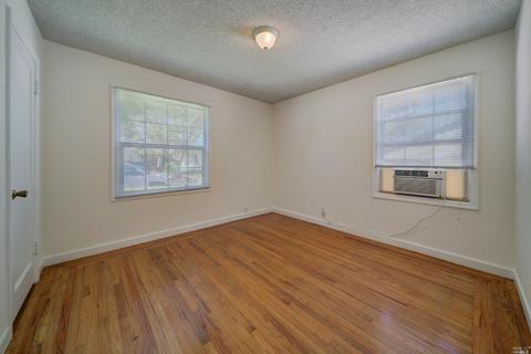 554 Russell St, Vallejo, CA 94591 photo 18