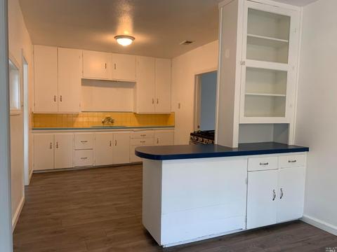 1021 Hargus St, Vallejo, CA 94591 photo 2