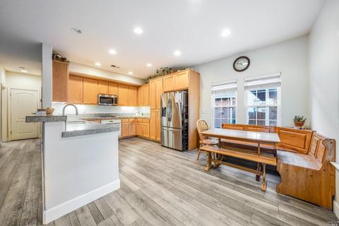 402 Matteri Cir, Cotati, CA 94931 photo 6