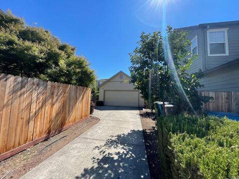 13 Dyquisto Way, Cotati, CA 94931 photo 2