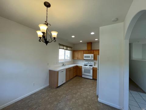 13 Dyquisto Way, Cotati, CA 94931 photo 12