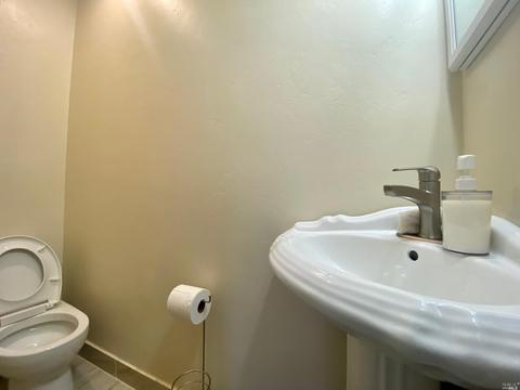 331 Bw Williams Dr, Vallejo, CA 94589 photo 9