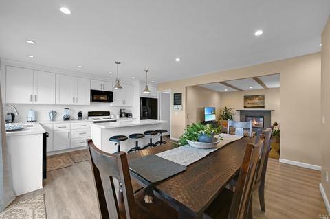 726 Ely Blvd S, Petaluma, CA 94954 photo 14