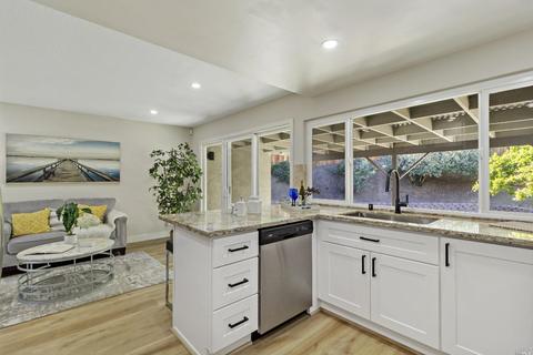 213 Parkview Ter, Vallejo, CA 94589 photo 24