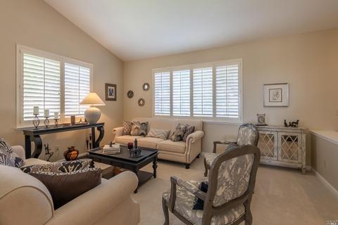 832 Derry Cir, Vacaville, CA 95688 photo 6