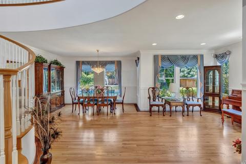747 Pavilion Dr, Fairfield, CA 94534 photo 5