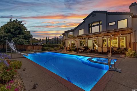 747 Pavilion Dr, Fairfield, CA 94534 photo 3
