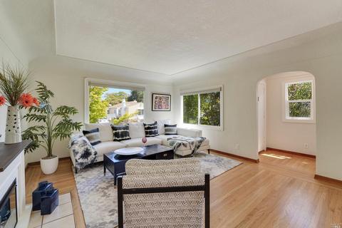 1427 Ohio St, Vallejo, CA 94590 photo 1