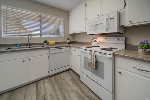 143 Fairview Dr, Vacaville, CA 95687 photo 7