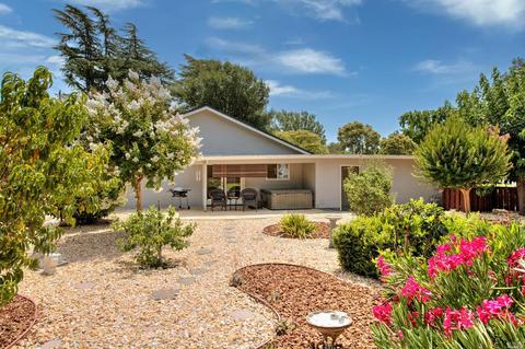 77 Temelec Cir, Sonoma, CA 95476 photo 2