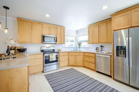 2014 E Haven Dr, Santa Rosa, CA 95404 photo 11