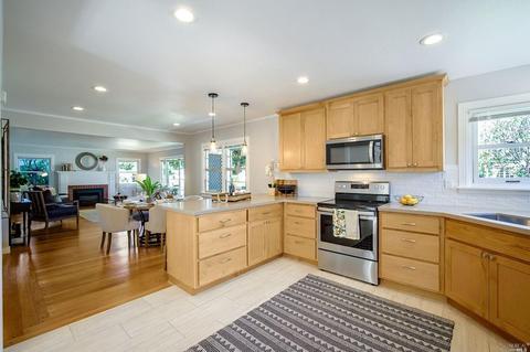 2014 E Haven Dr, Santa Rosa, CA 95404 photo 5