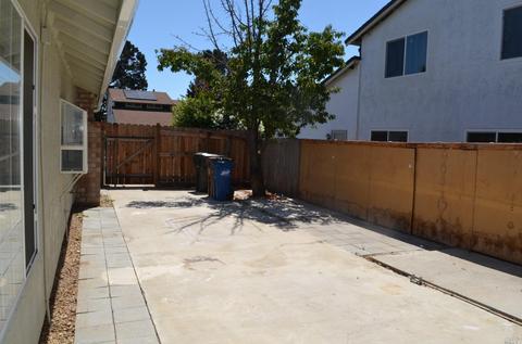 415 Larkin Dr, Benicia, CA 94510 photo 8