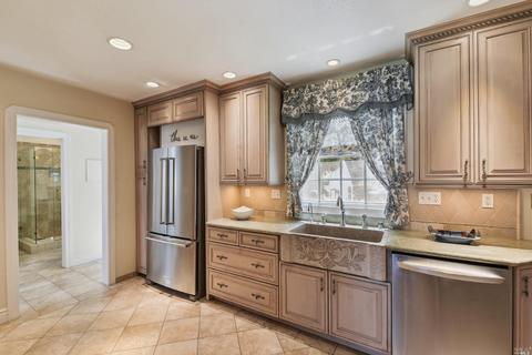 645 Washington St, Vallejo, CA 94590 photo 15