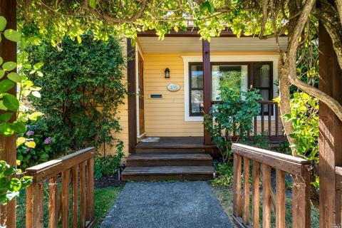 890 N Oak St, Ukiah, CA 95482 photo 2