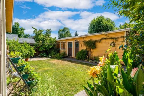 890 N Oak St, Ukiah, CA 95482 photo 22