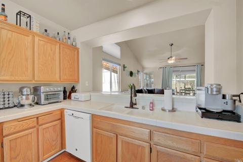 891 Kells Cir, Vacaville, CA 95688 photo 35