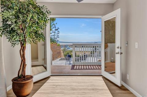 101 Harrier Ave, Vallejo, CA 94590 photo 6