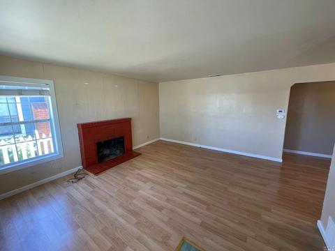 2827 Webb St, Vallejo, CA 94591 photo 3