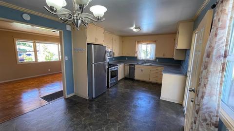 1069 Stevenson St, Santa Rosa, CA 95404 photo 5