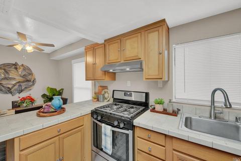104 Baxter St, Vallejo, CA 94590 photo 9
