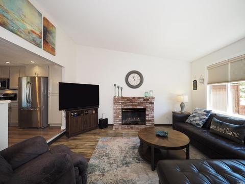 110 Greenbrook Ct, Windsor, CA 95492 photo 4