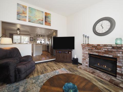 110 Greenbrook Ct, Windsor, CA 95492 photo 5