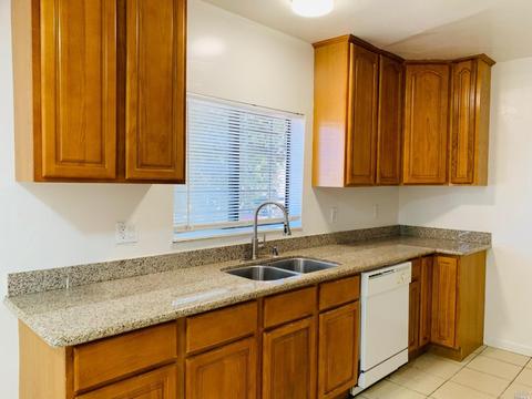 330 Wallace Ave, Vallejo, CA 94590 photo 8