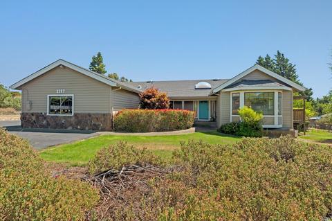 2207 Schaeffer Rd, Sebastopol, CA 95472 photo 1