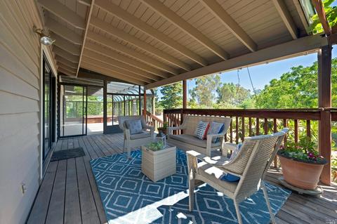 2207 Schaeffer Rd, Sebastopol, CA 95472 photo 4