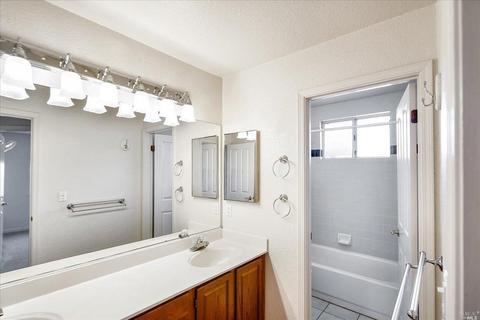 2147 Cobblestone Ave, Fairfield, CA 94534 photo 14