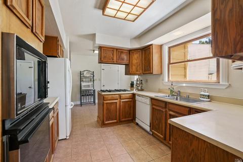118 Fairmont Ave, Vallejo, CA 94590 photo 7