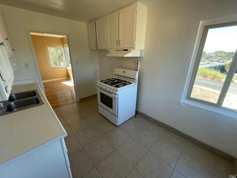 124 Laurel St, Vallejo, CA 94591 photo 6