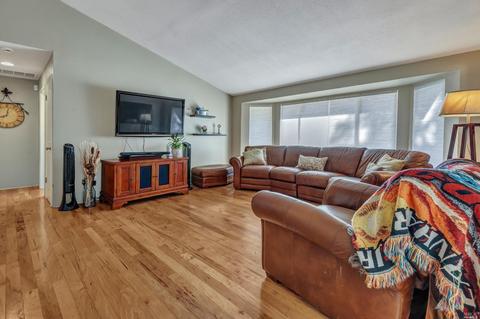 643 Oakbrook Dr, Fairfield, CA 94534 photo 9