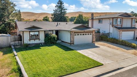 643 Oakbrook Dr, Fairfield, CA 94534 photo 1
