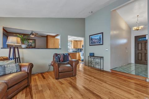 643 Oakbrook Dr, Fairfield, CA 94534 photo 11