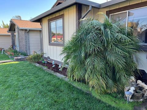 643 Oakbrook Dr, Fairfield, CA 94534 photo 6