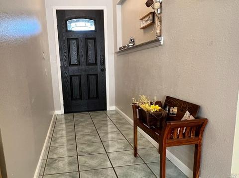 643 Oakbrook Dr, Fairfield, CA 94534 photo 8